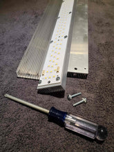 Load image into Gallery viewer, EZ-Connect Heatsink for LED Grow Light Lightstrip